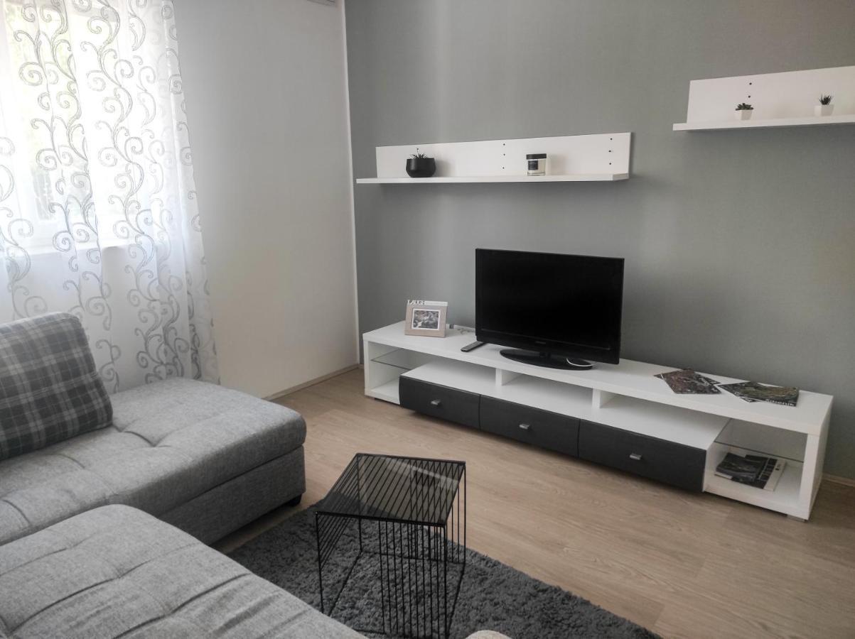 Apartment Sunce Шибеник Екстер'єр фото