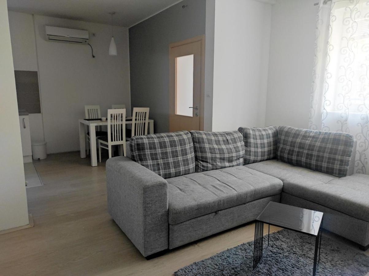 Apartment Sunce Шибеник Екстер'єр фото