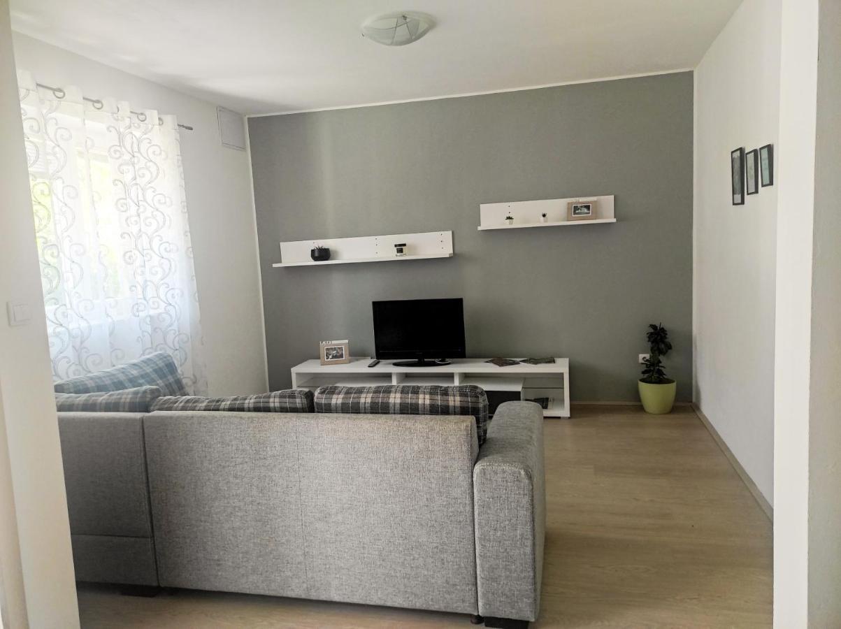 Apartment Sunce Шибеник Екстер'єр фото